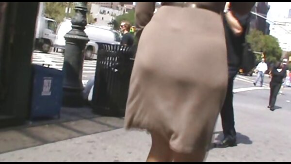 Freaky Babe Nadia Night liebt private sex clips es, Ralph Long einen Rimjob zu geben