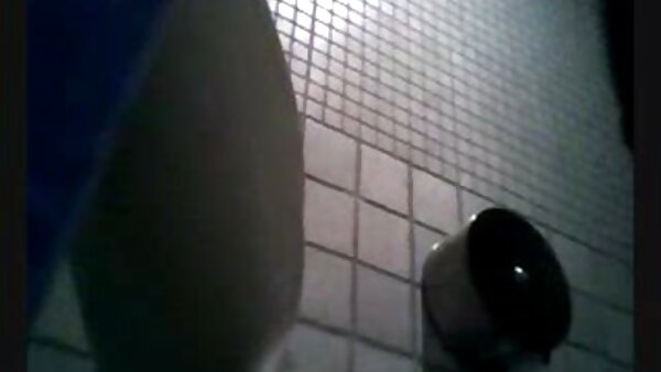 Schmutzige schwarze Schlampe brutal in einer sex clips amateur Hündchenstellung entbeint